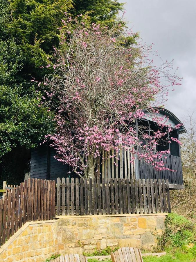 The Cherry Tree Gypsy Wagon Banbury Exterior foto
